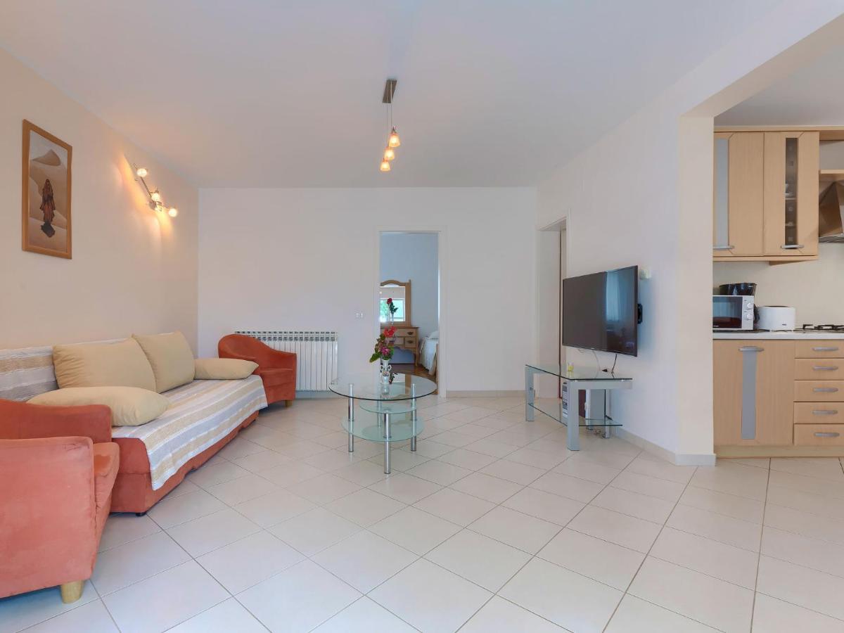 Apartment Macini - Roj465 By Interhome Zminj Экстерьер фото